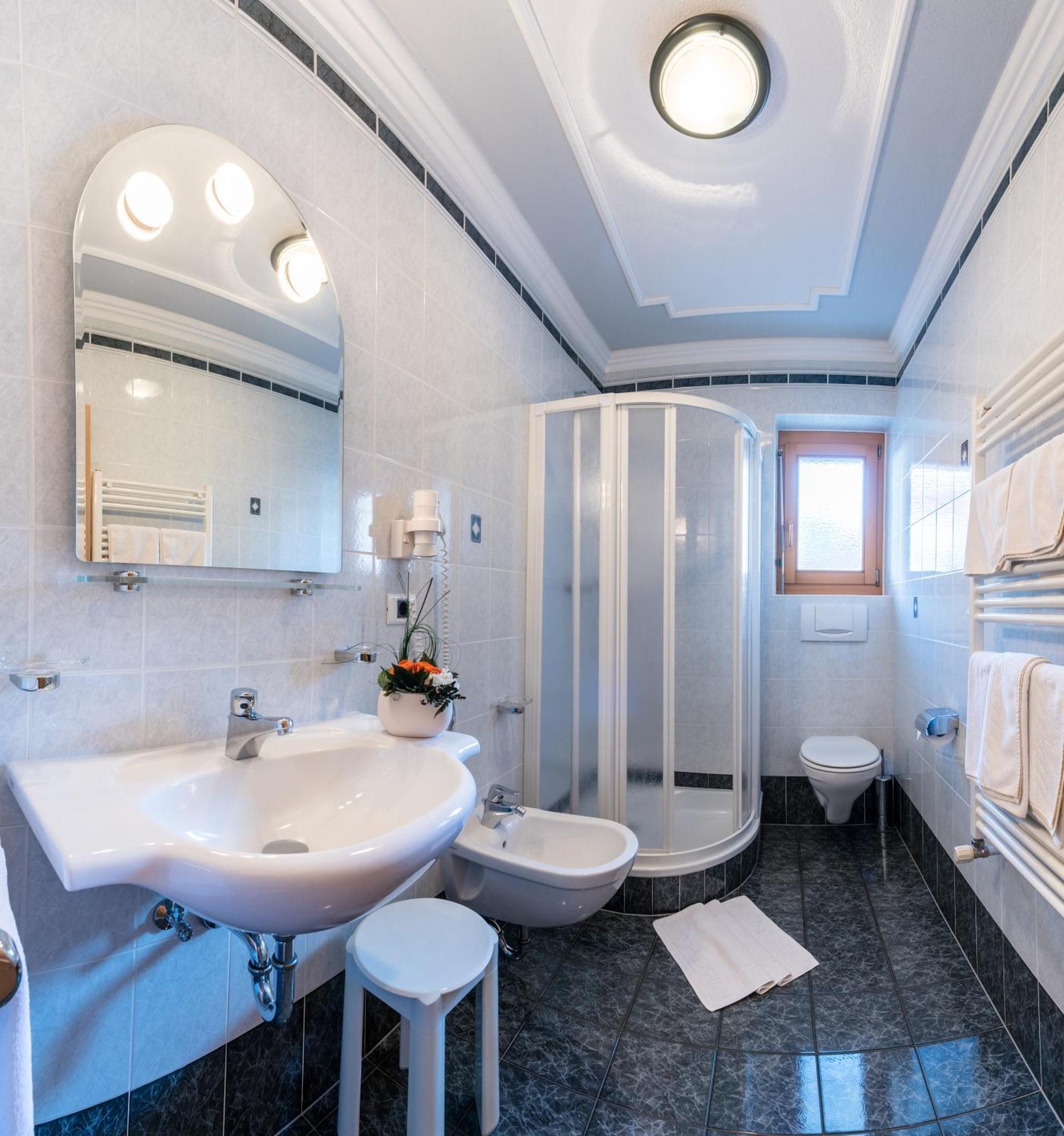 Ciasa Mascotte Apartment San Vigilio Di Marebbe Bagian luar foto