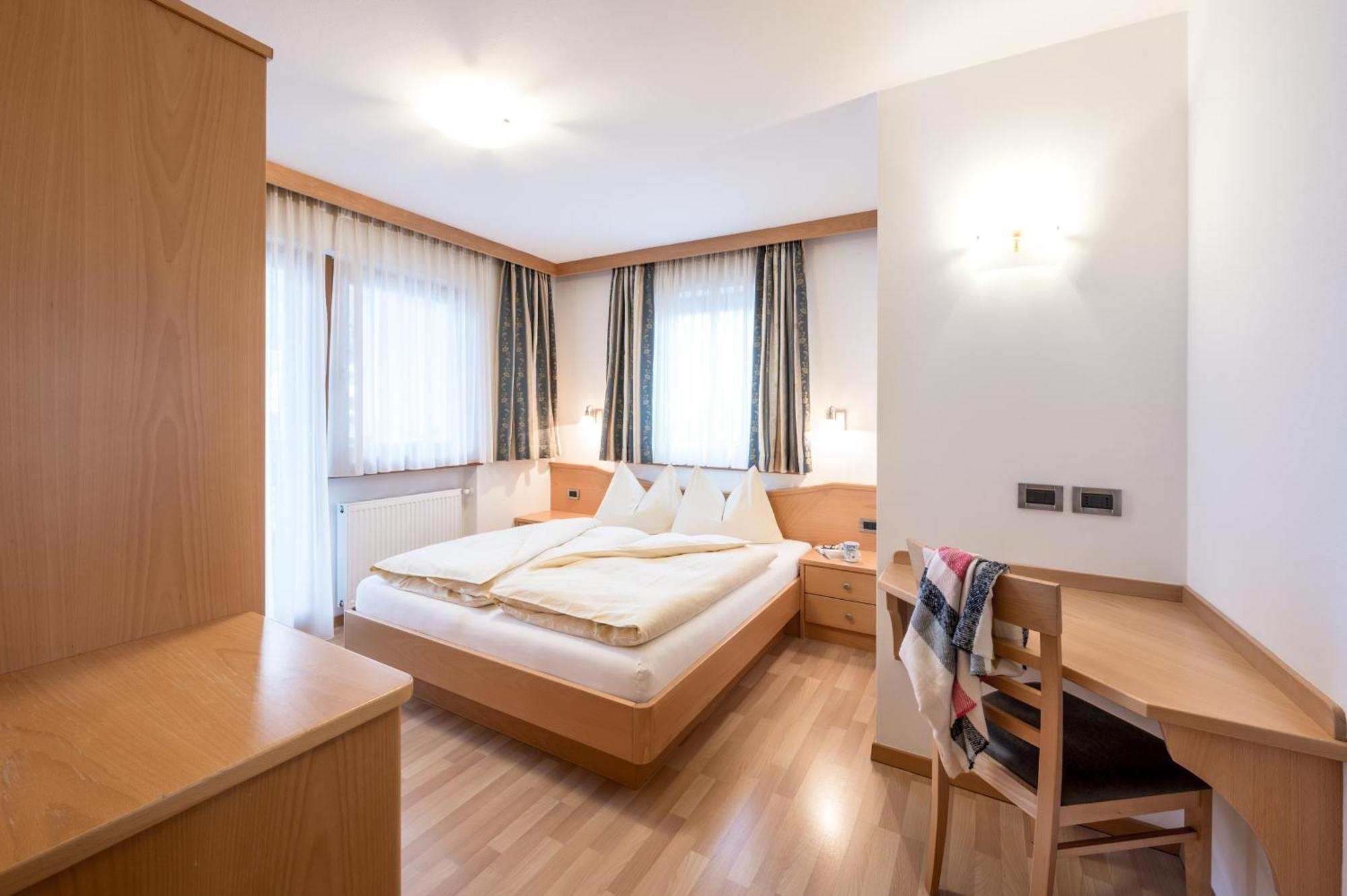 Ciasa Mascotte Apartment San Vigilio Di Marebbe Bagian luar foto